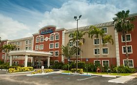 Baymont Inn And Suites Doral